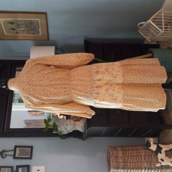 Rare Vintage 1970's Carla Gay Floral Cream Prairie Bow Front Tier Dress - Picture 10 of 16